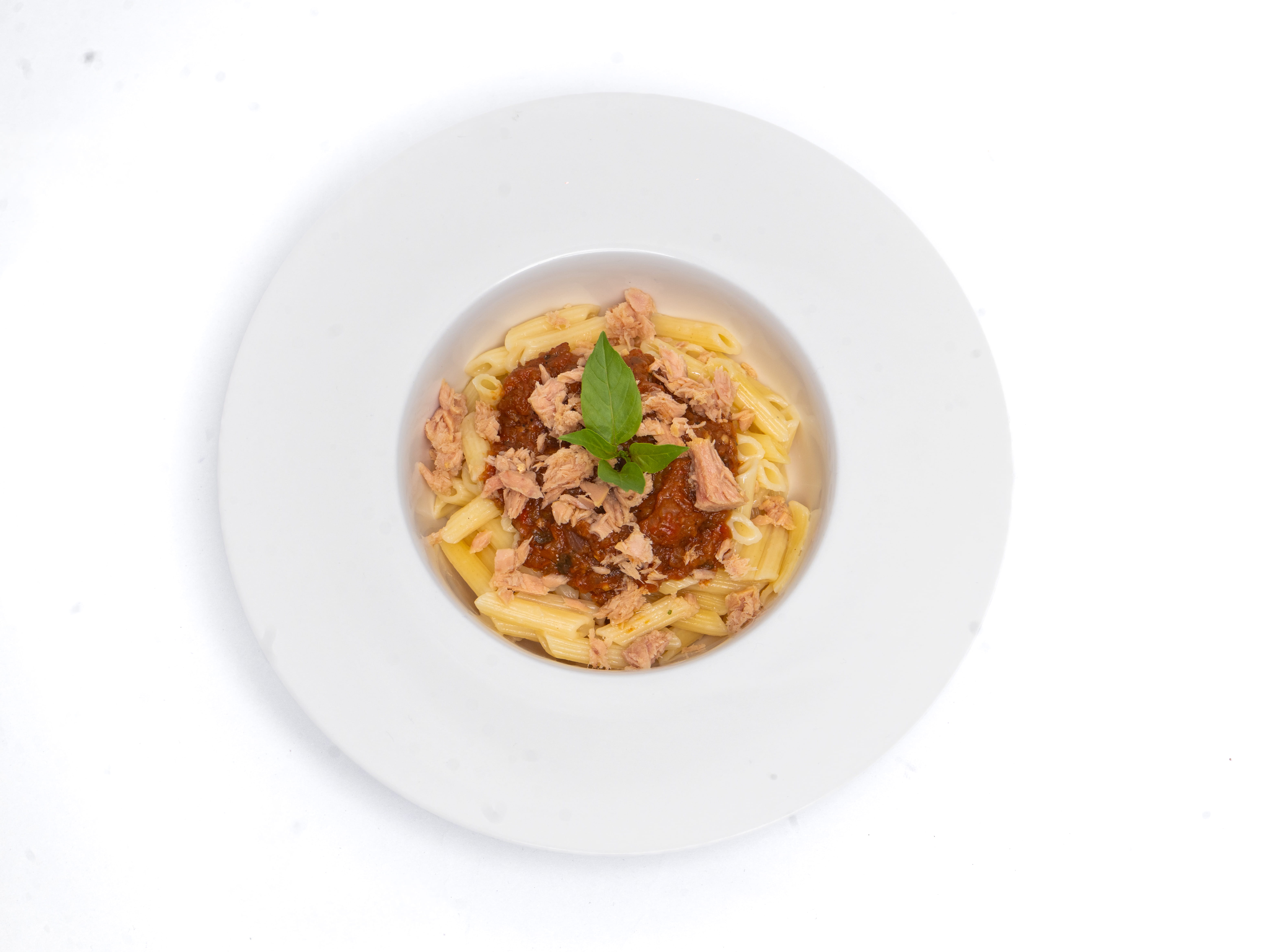 Penne au thon & tomate basilic