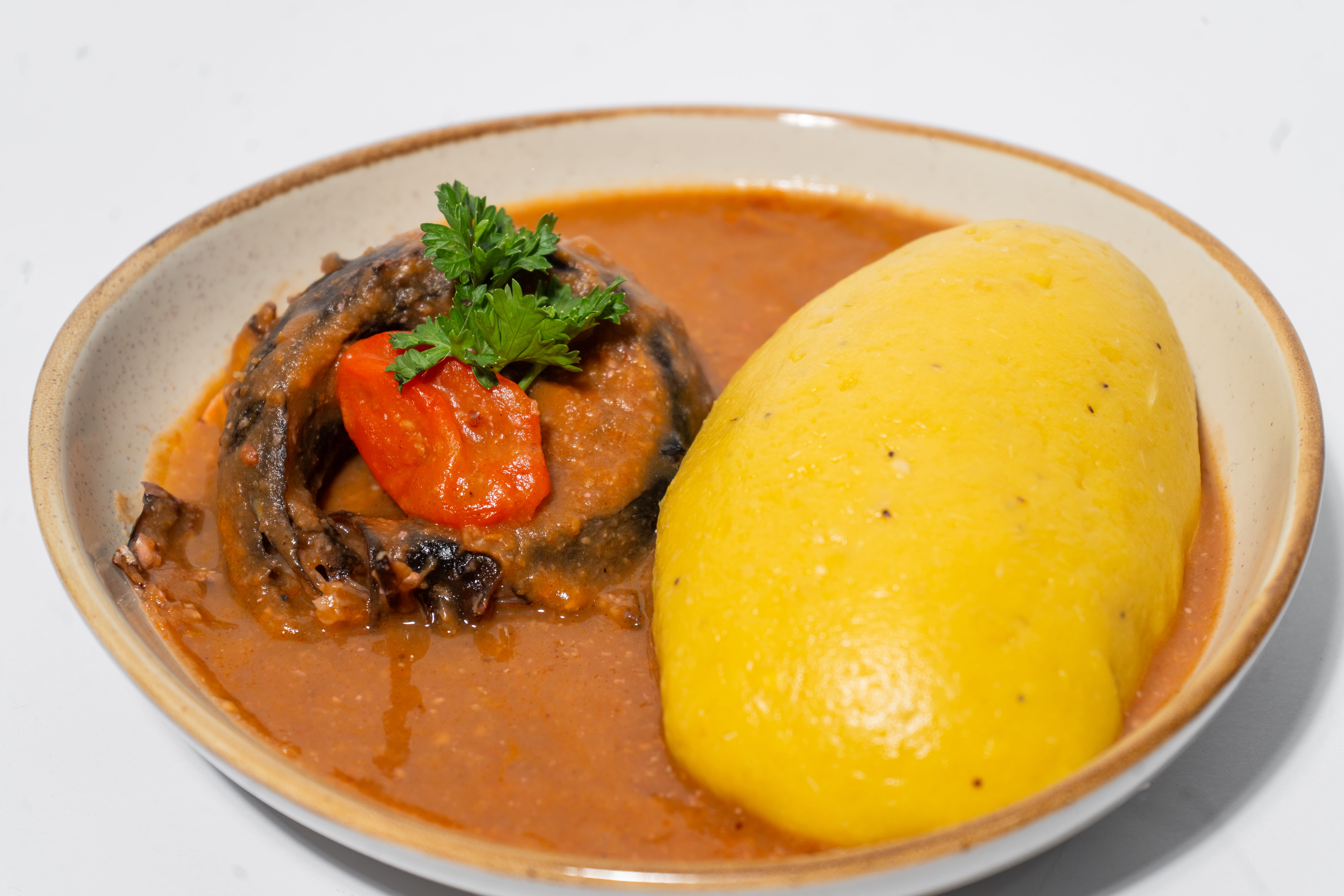 Foutou sauce aubergines poisson fumé