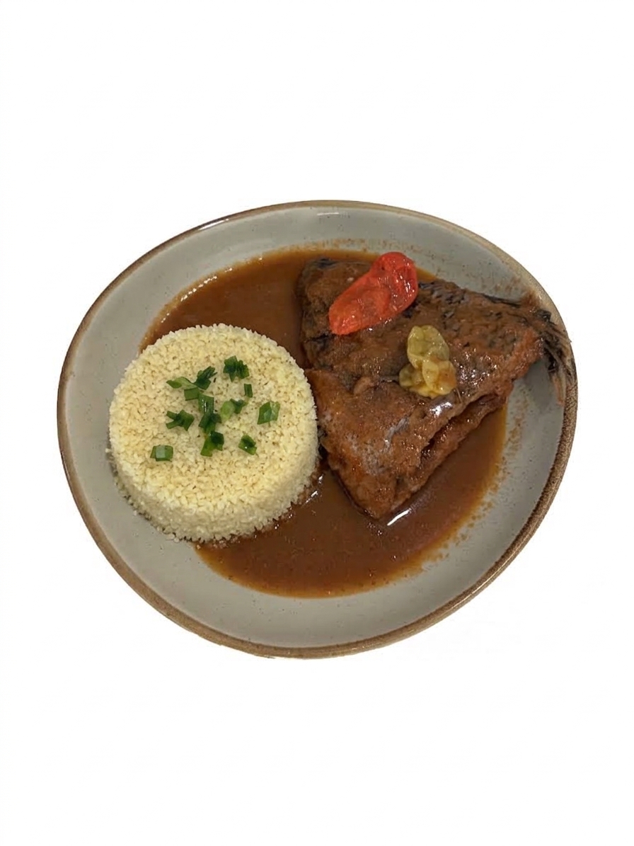 Soupe de poisson ivoirienne, attiéké